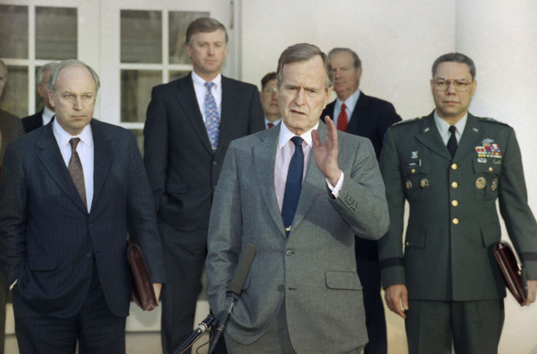 Obit George HW Bush